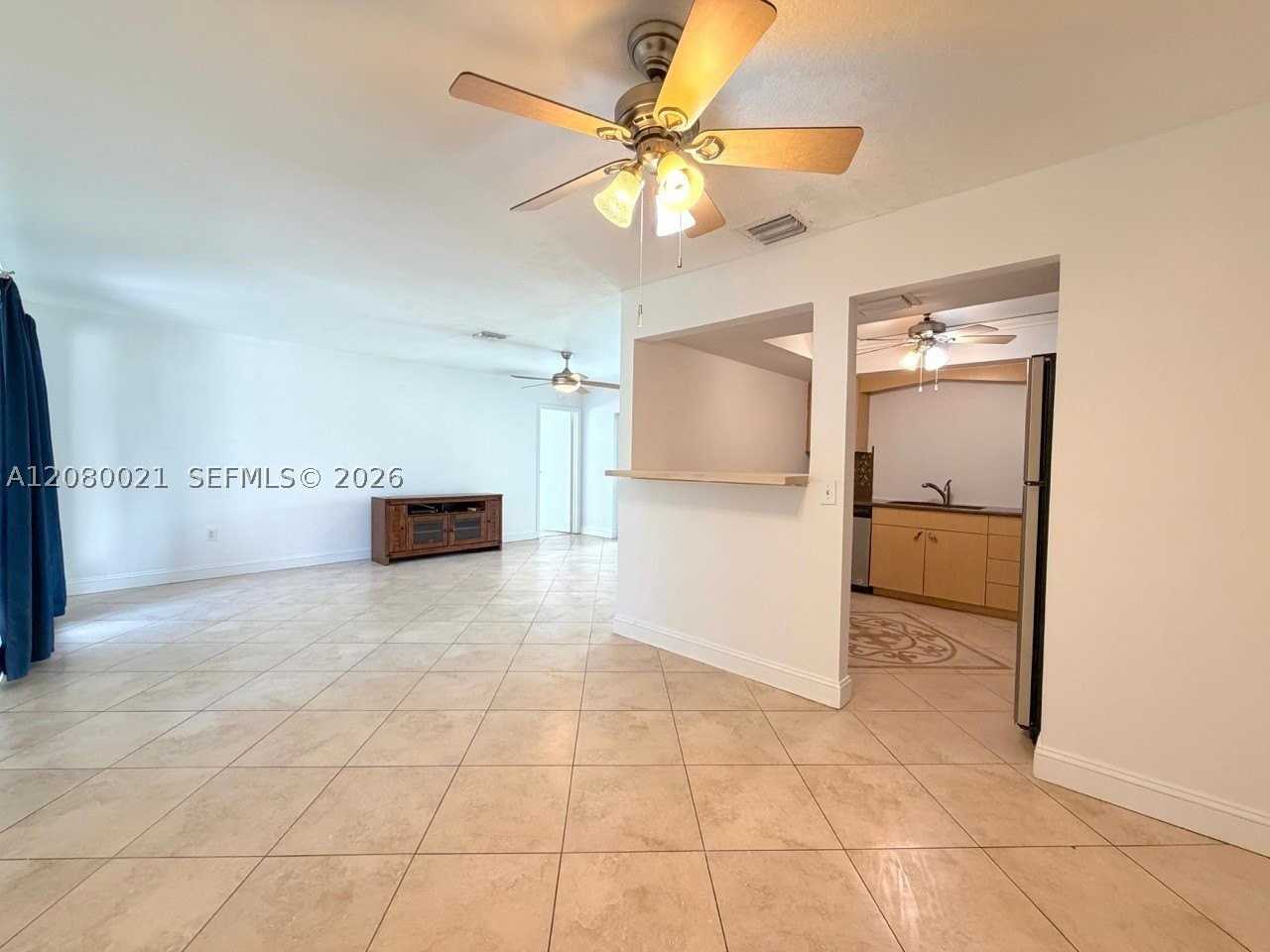 11700 Nw 33rd St - Photo 3 of 20