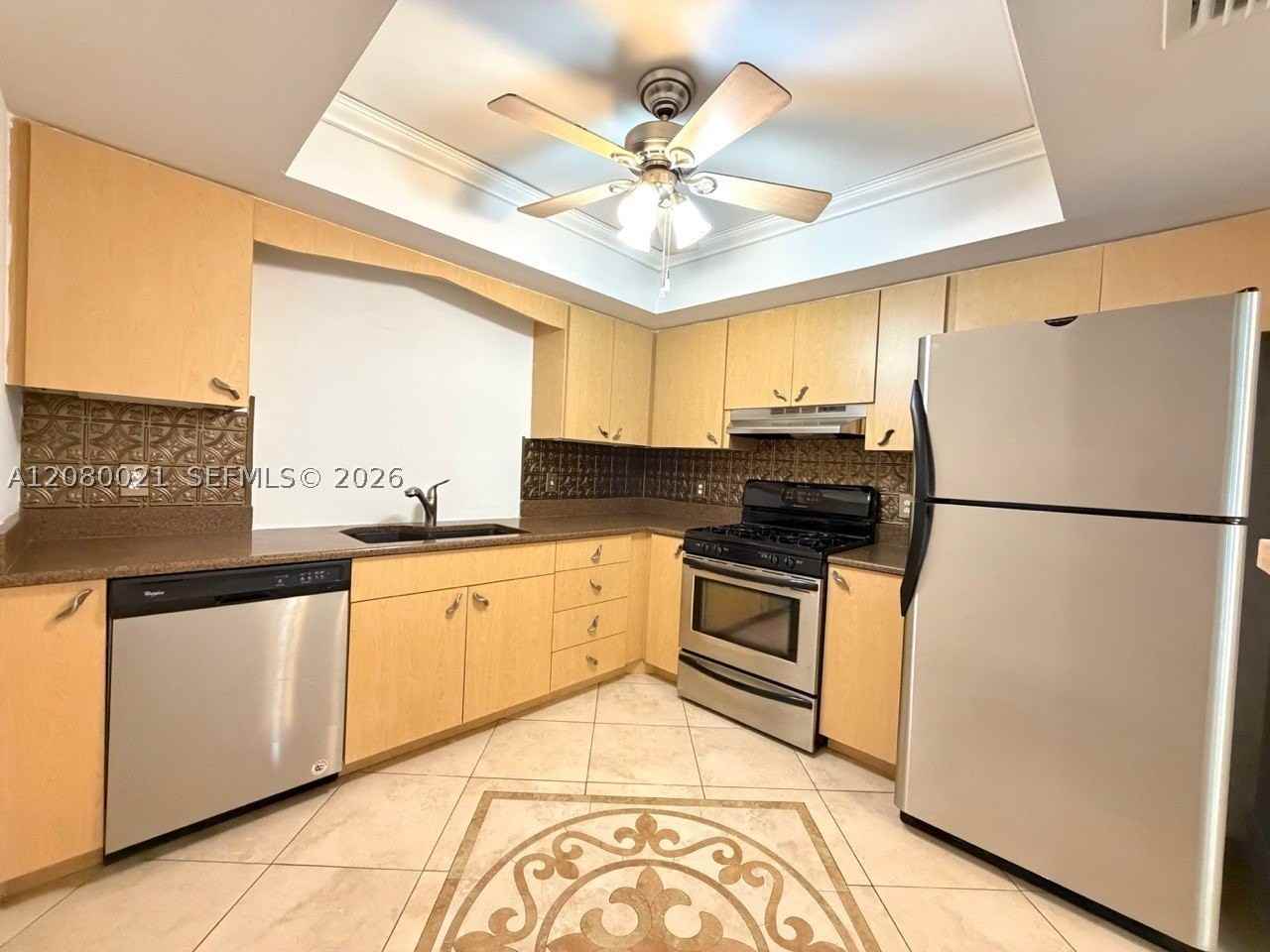 11700 Nw 33rd St - Photo 4 of 20