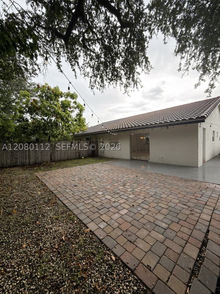 10226 Nw 31st St #0 - Photo 2 of 26