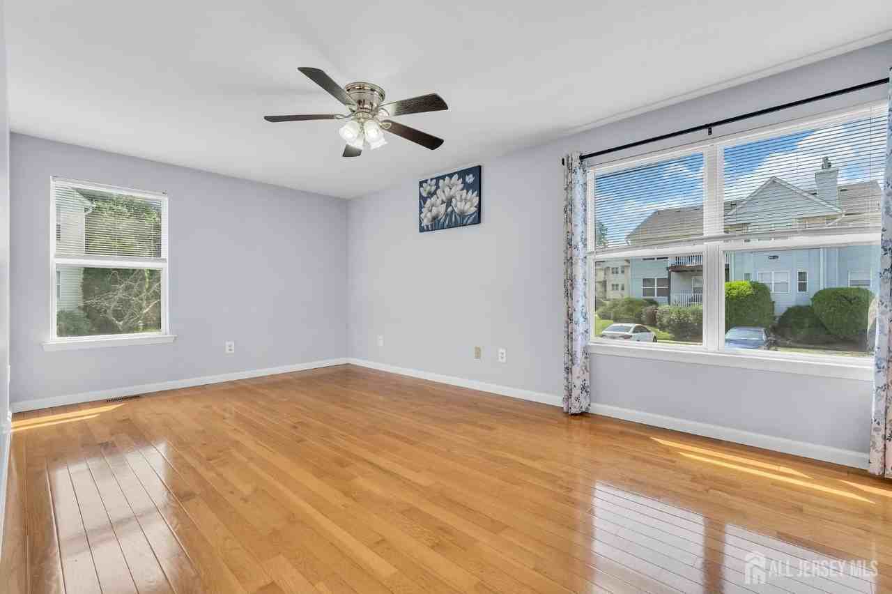 189 Bexley Ln - Photo 7 of 34
