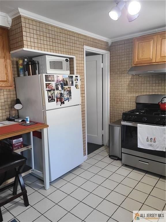 213 Rose St #2106 - Photo 4 of 23