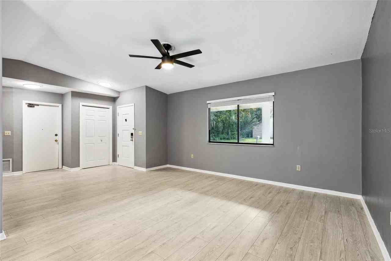 1716 Sw 77th Ter - Photo 7 of 18
