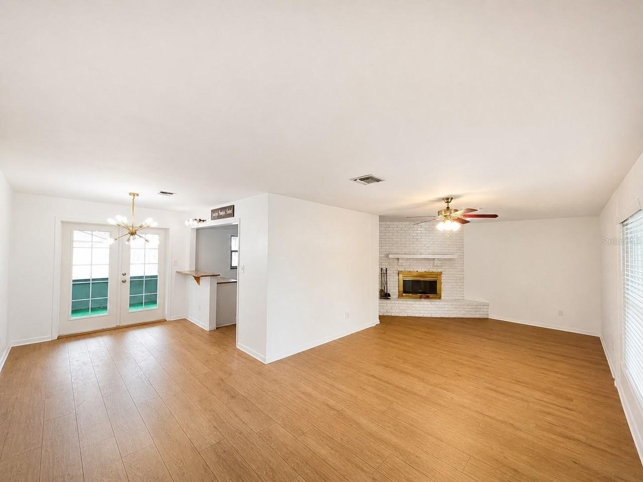 44 S Cortez Ave - Photo 2 of 17
