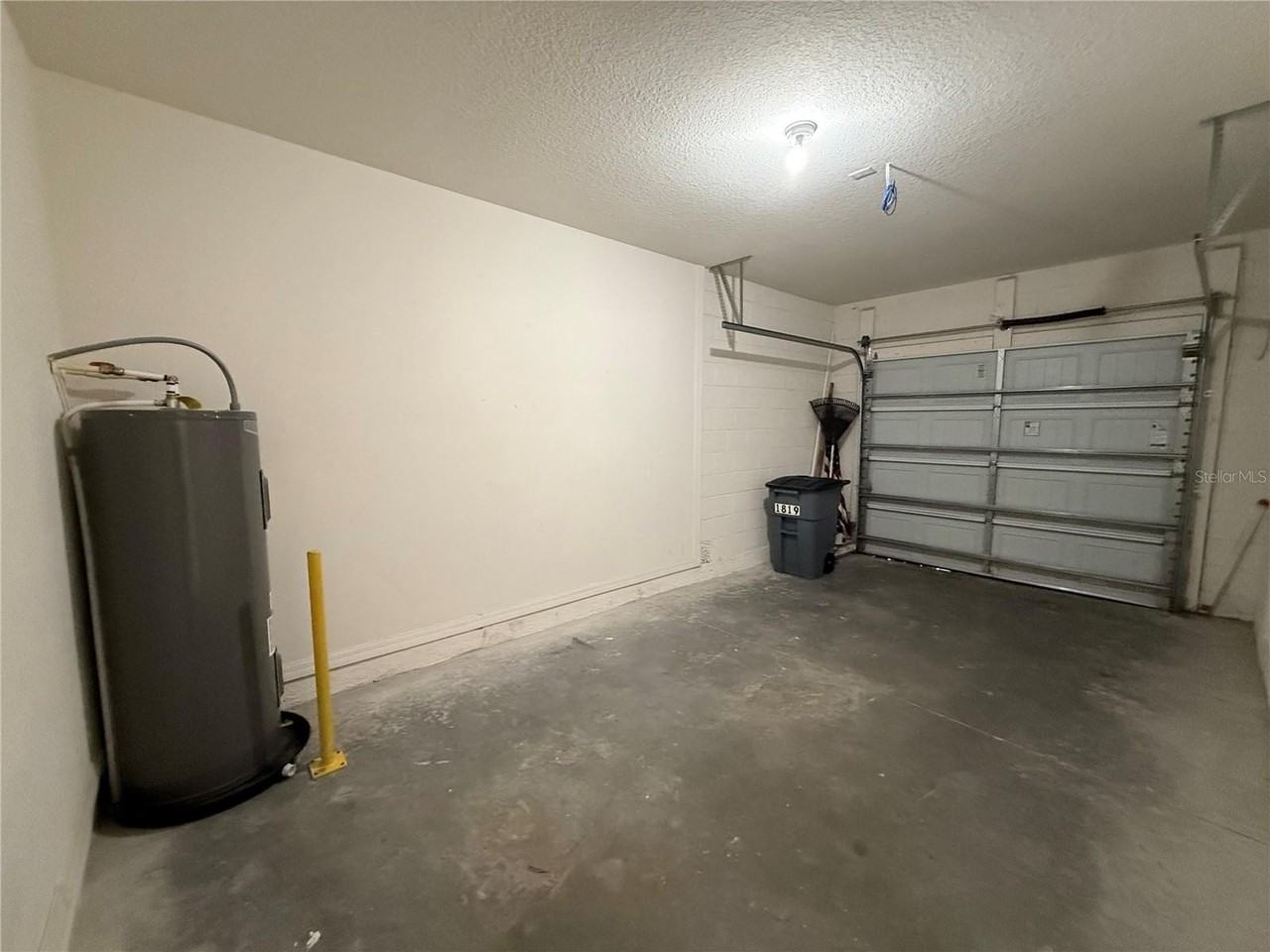 1819 Covent Garden Ln - Photo 6 of 31