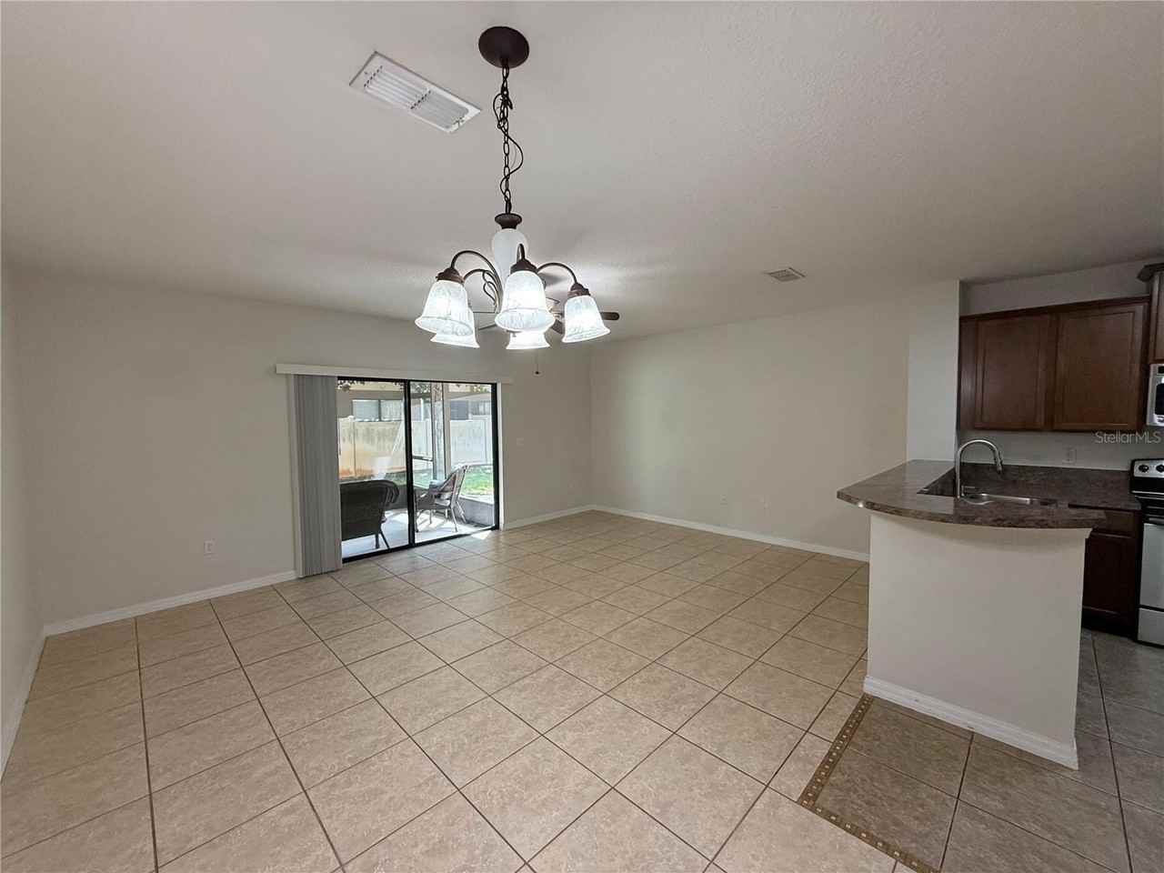 1819 Covent Garden Ln - Photo 7 of 31