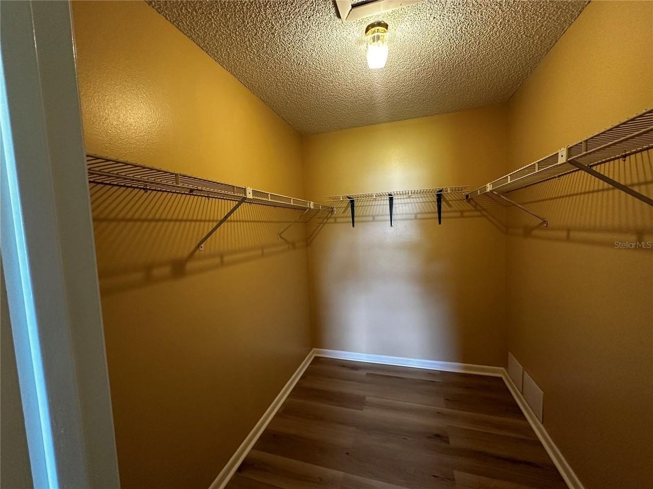 3570 Se 135th Ln - Photo 4 of 11