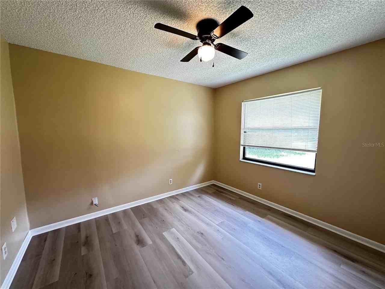 3570 Se 135th Ln - Photo 6 of 11