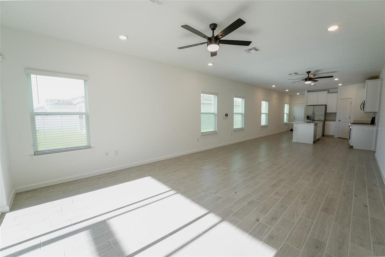 4507 Nw 14th Loop - Photo 6 of 22