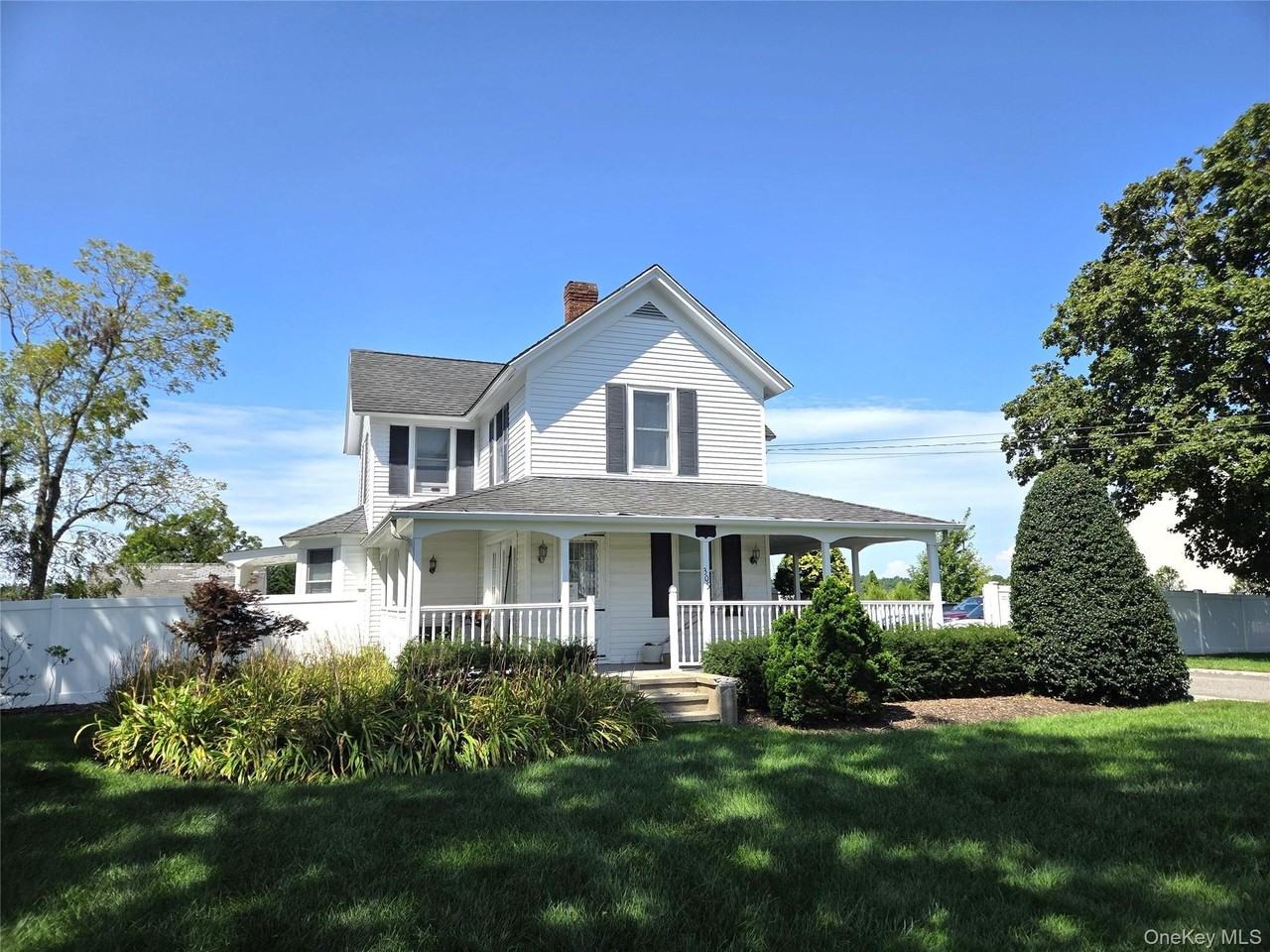 305 Edwards Ave - Photo 2 of 4