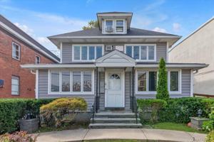 featured image of 6 Franklin Ave #LOWER