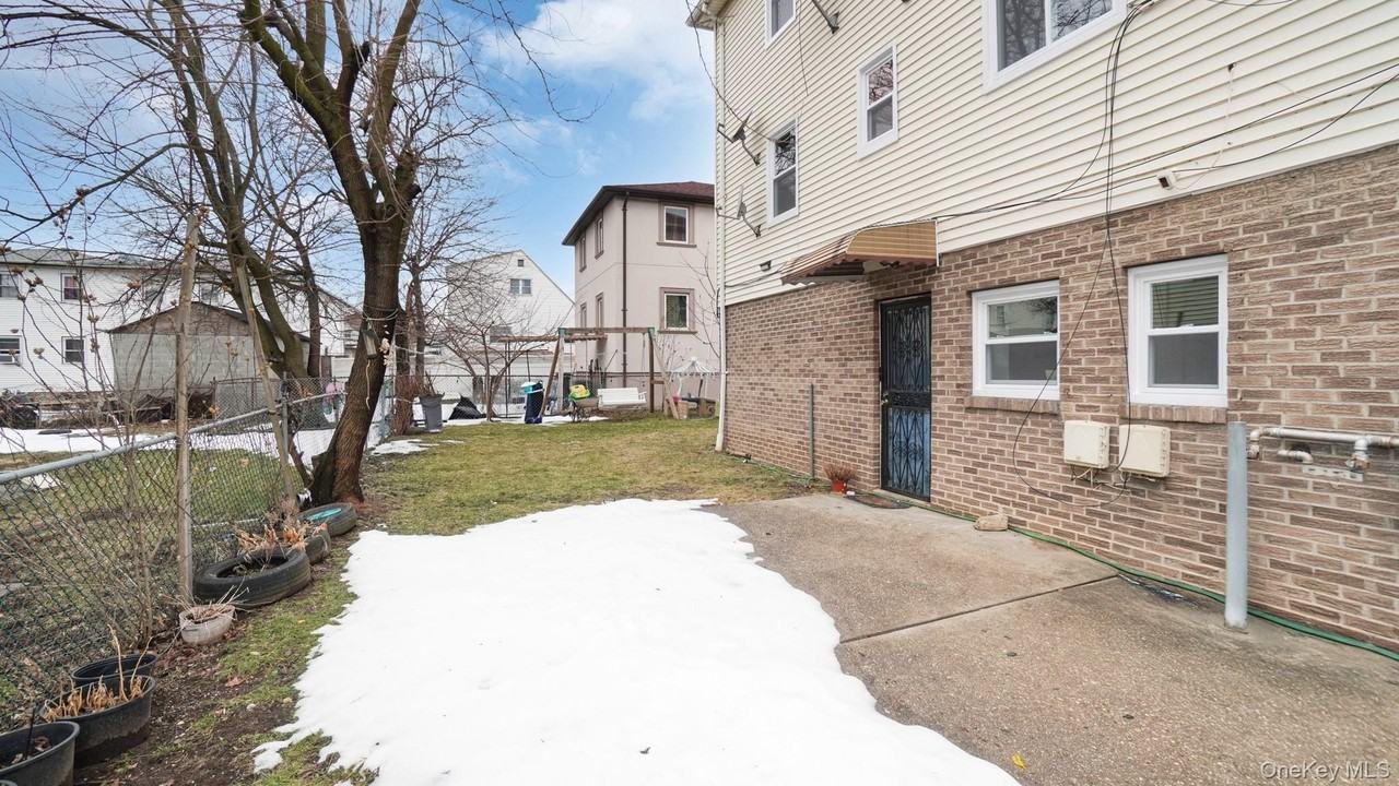 14606 228th St #2 - Photo 3 of 18