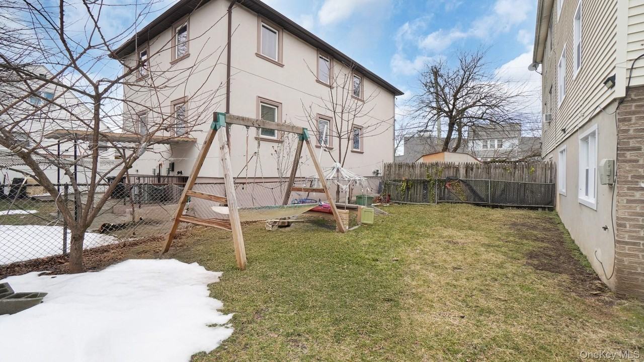 14606 228th St #2 - Photo 5 of 18