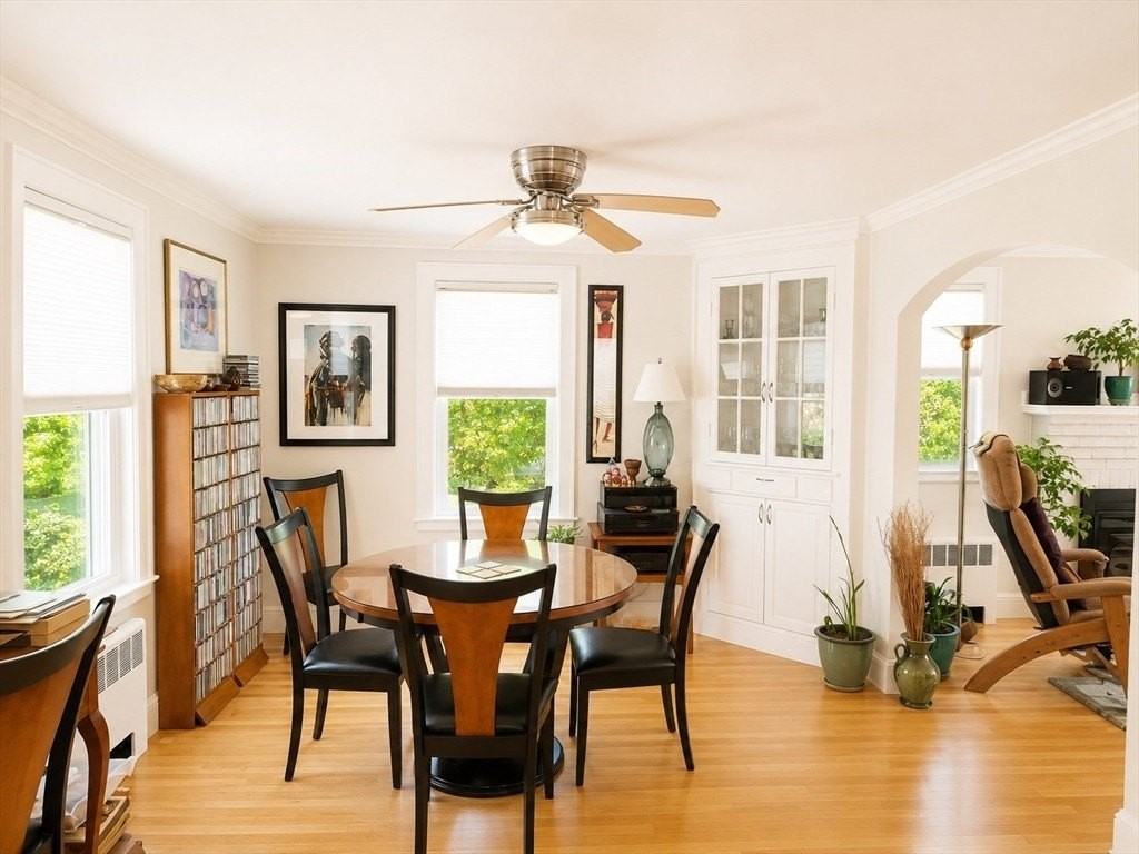 311 Temple St #1 - Photo 7 of 28