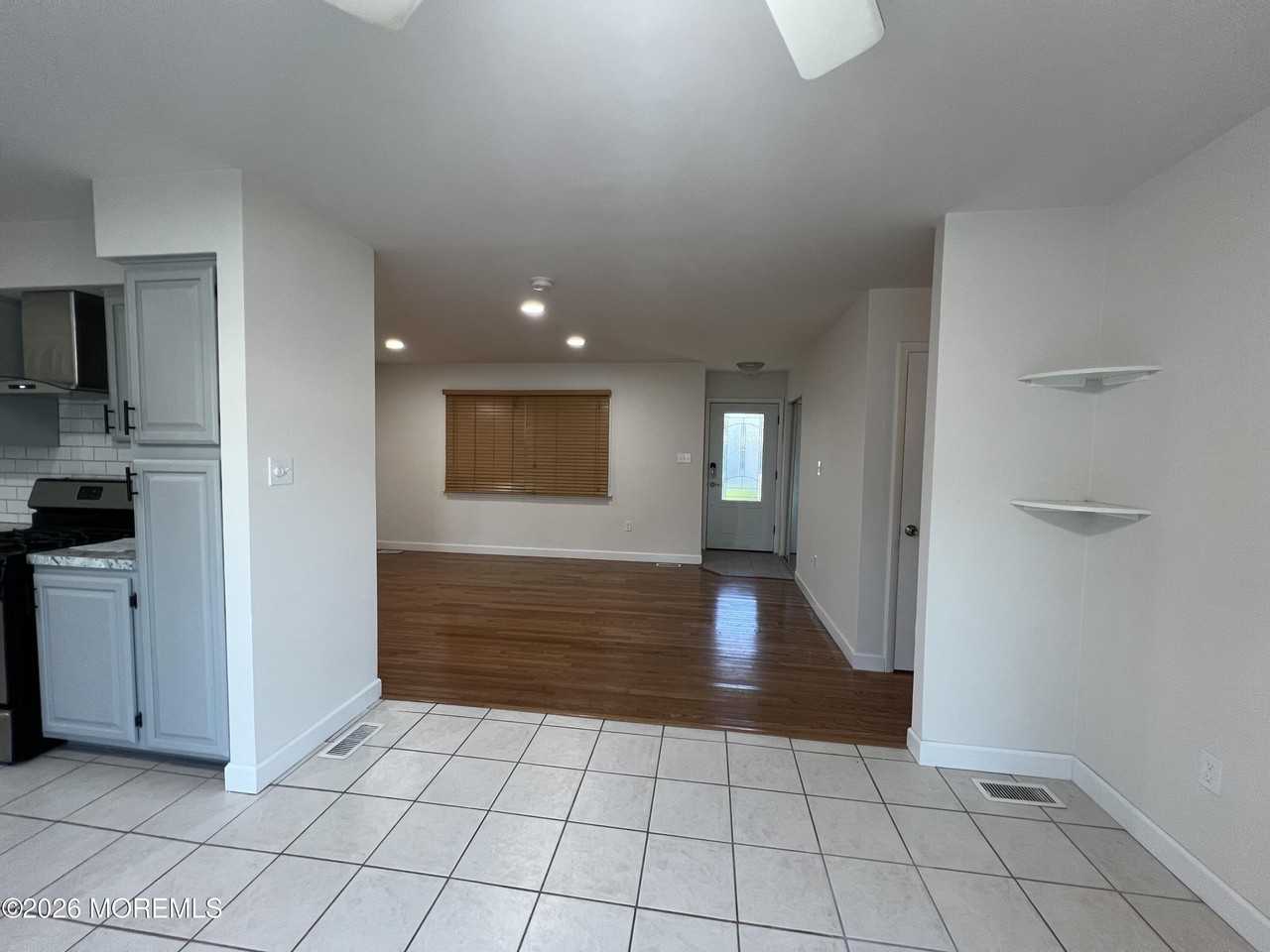 32 Carver St - Photo 4 of 22