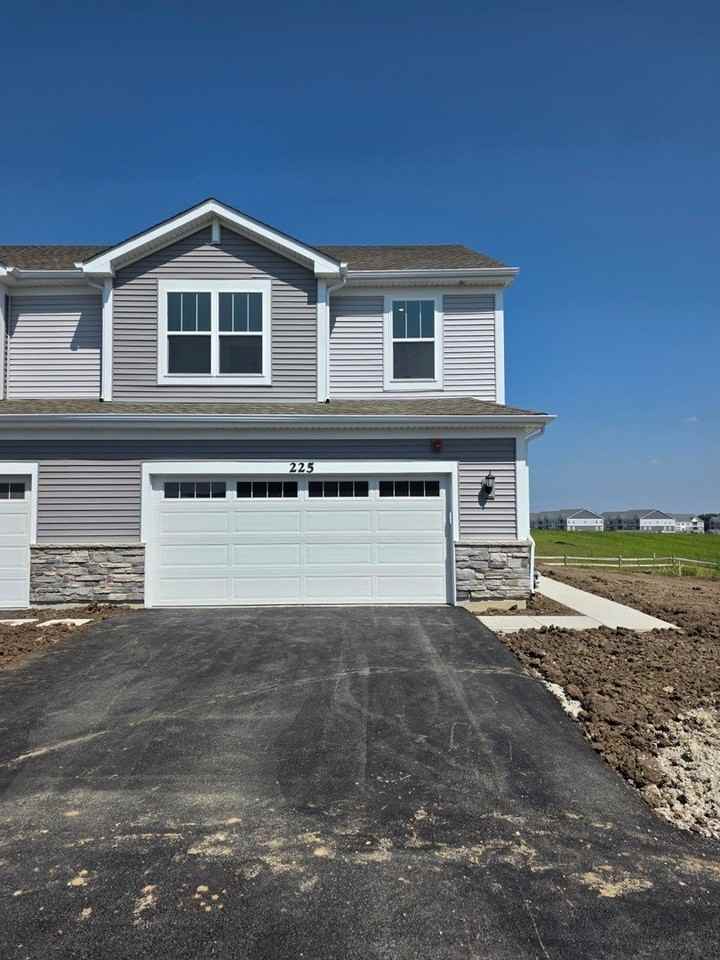 225 Cooney Way - Photo 2 of 26
