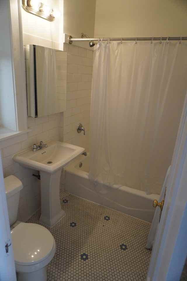 6318 W Cermak Rd #6324-2N - Photo 7 of 15