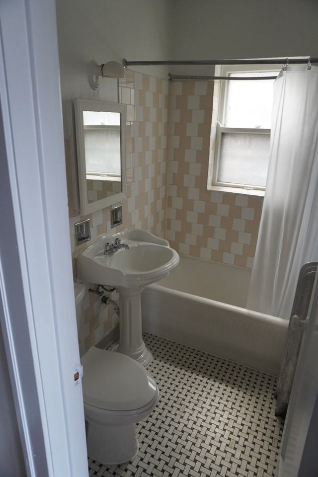 6226 Cermak Rd #2144E2 - Photo 3 of 10