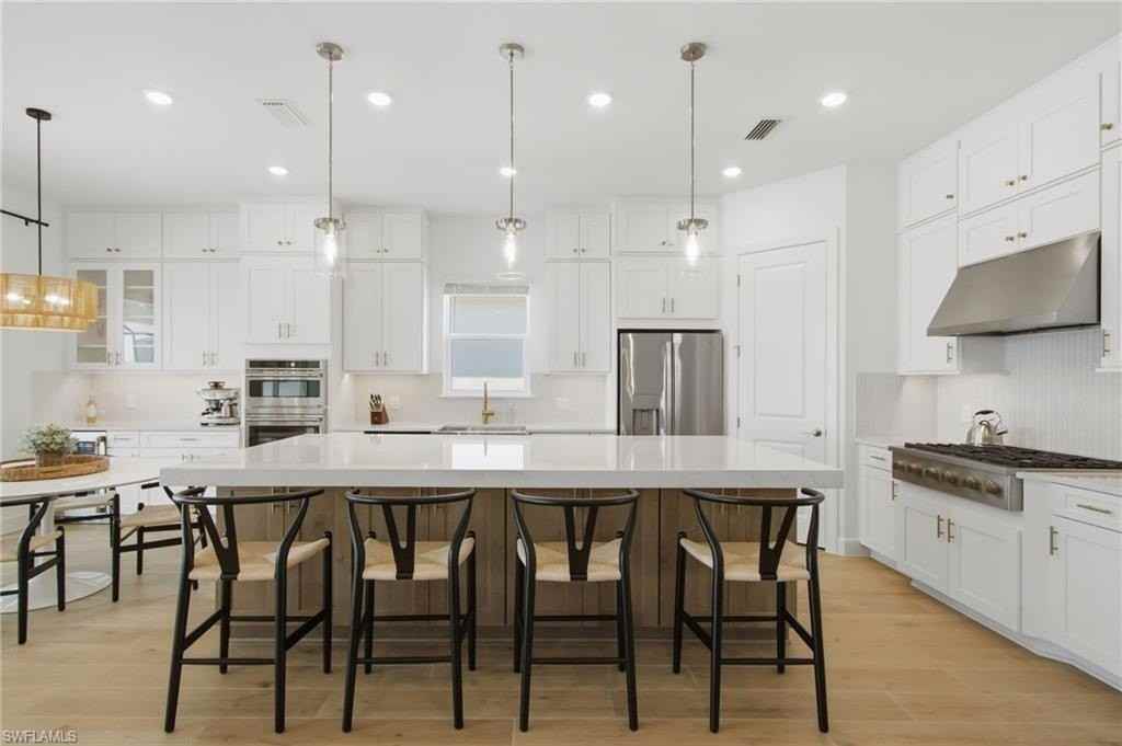 15755 Modena St - Photo 3 of 22
