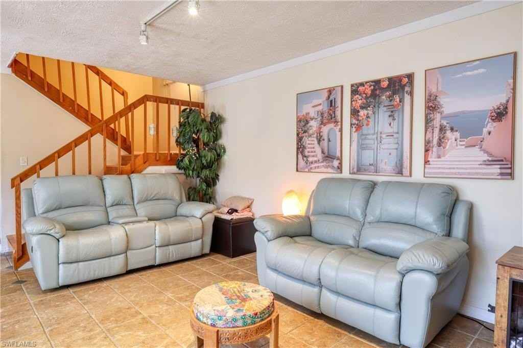 1724 Park Meadows Dr #2 - Photo 4 of 28