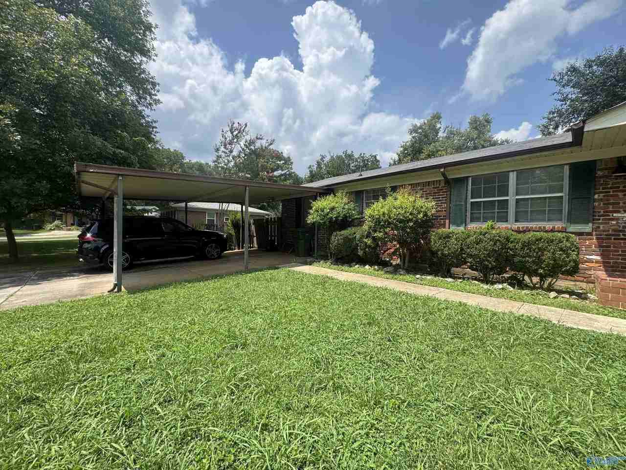 3100 Knollwood Cir Nw - Photo 2 of 26