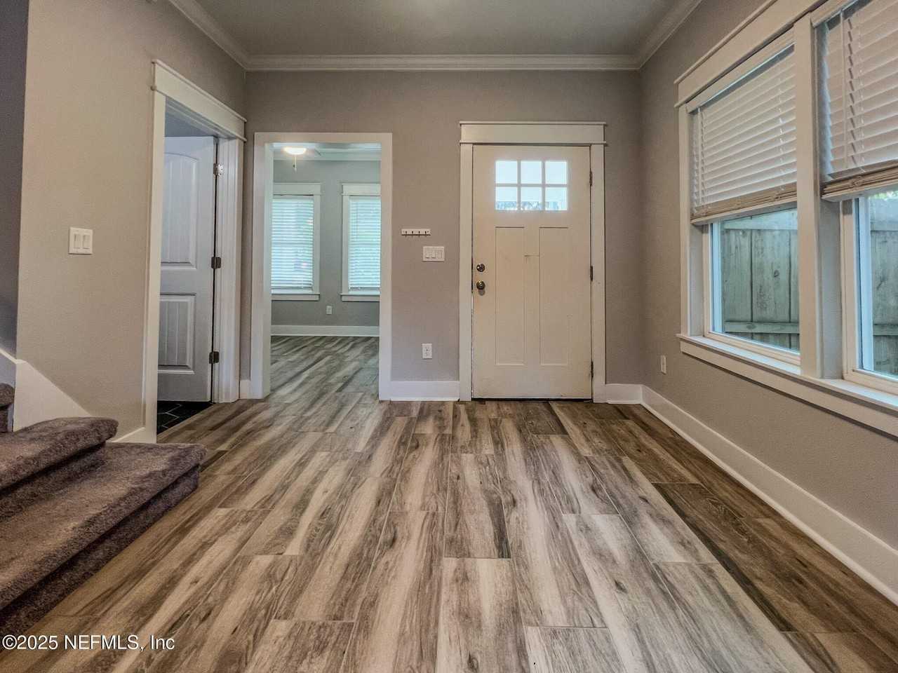 4325 Appleton Ave - Photo 3 of 40