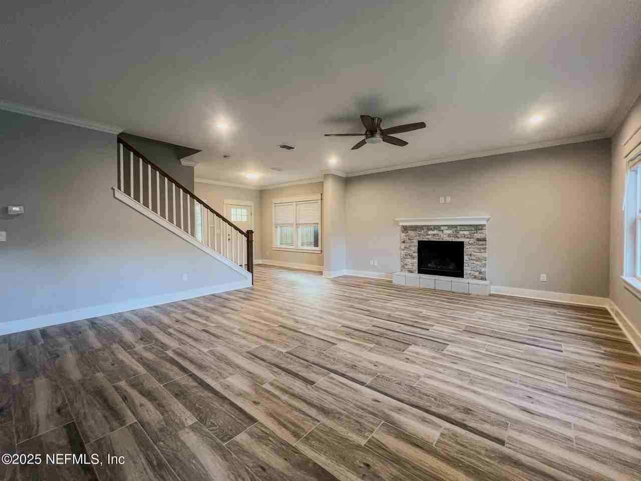 4325 Appleton Ave - Photo 5 of 40
