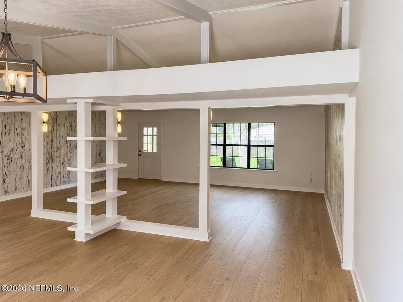 4512 Hartman Rd - Photo 6 of 19