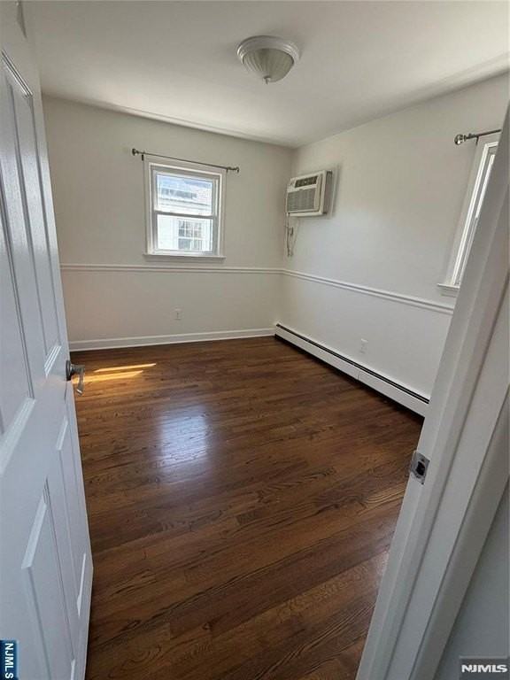 109 Clark St - Photo 6 of 10