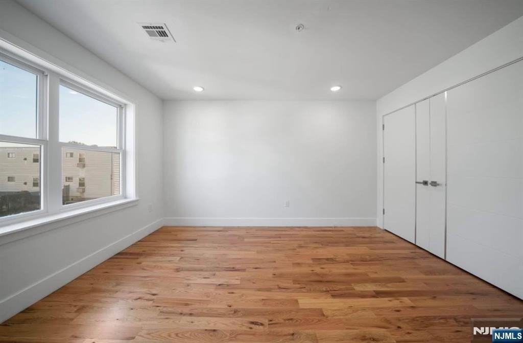 859 Main St - Photo 6 of 6