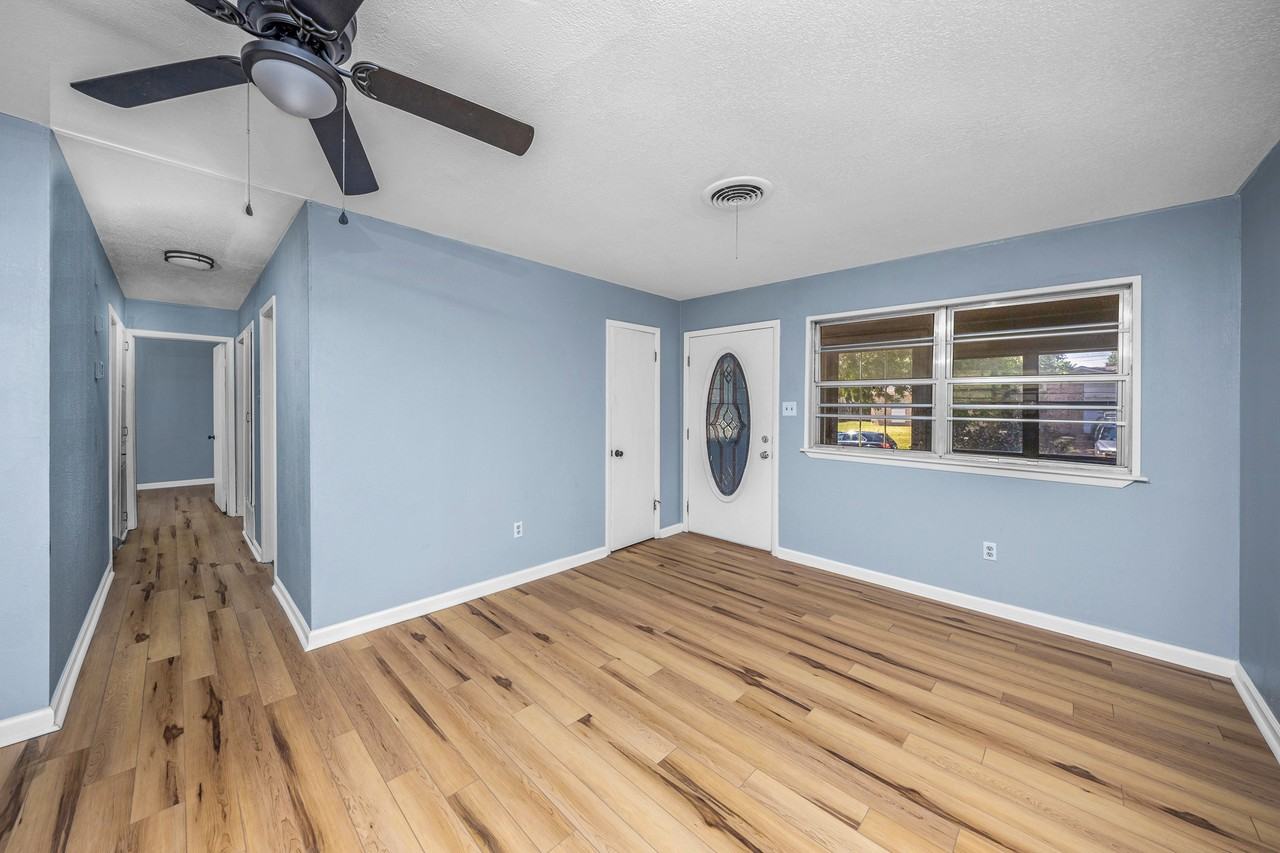 4802 Se Avalon Ave #1 - Photo 6 of 25