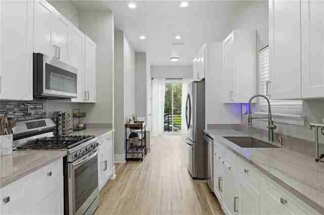 9134 Peach St - Photo 6 of 13