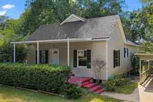 featured image of 623 Lewisville Rd