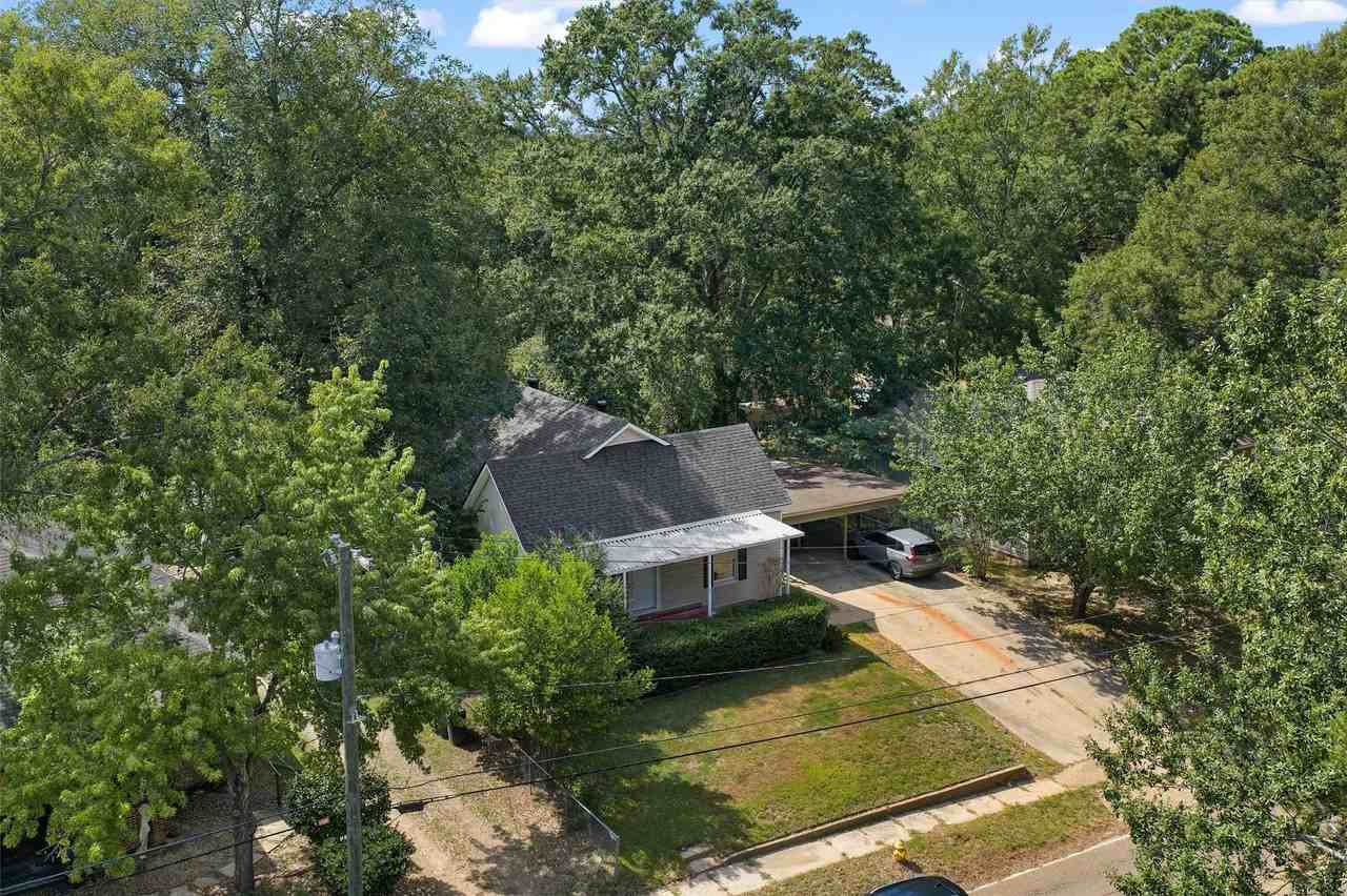623 Lewisville Rd - Photo 2 of 26
