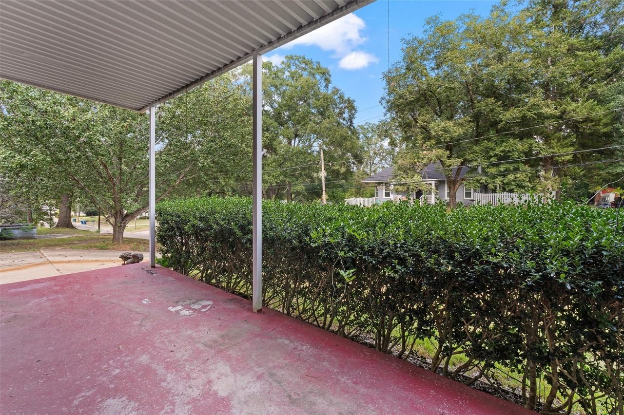 623 Lewisville Rd - Photo 6 of 26