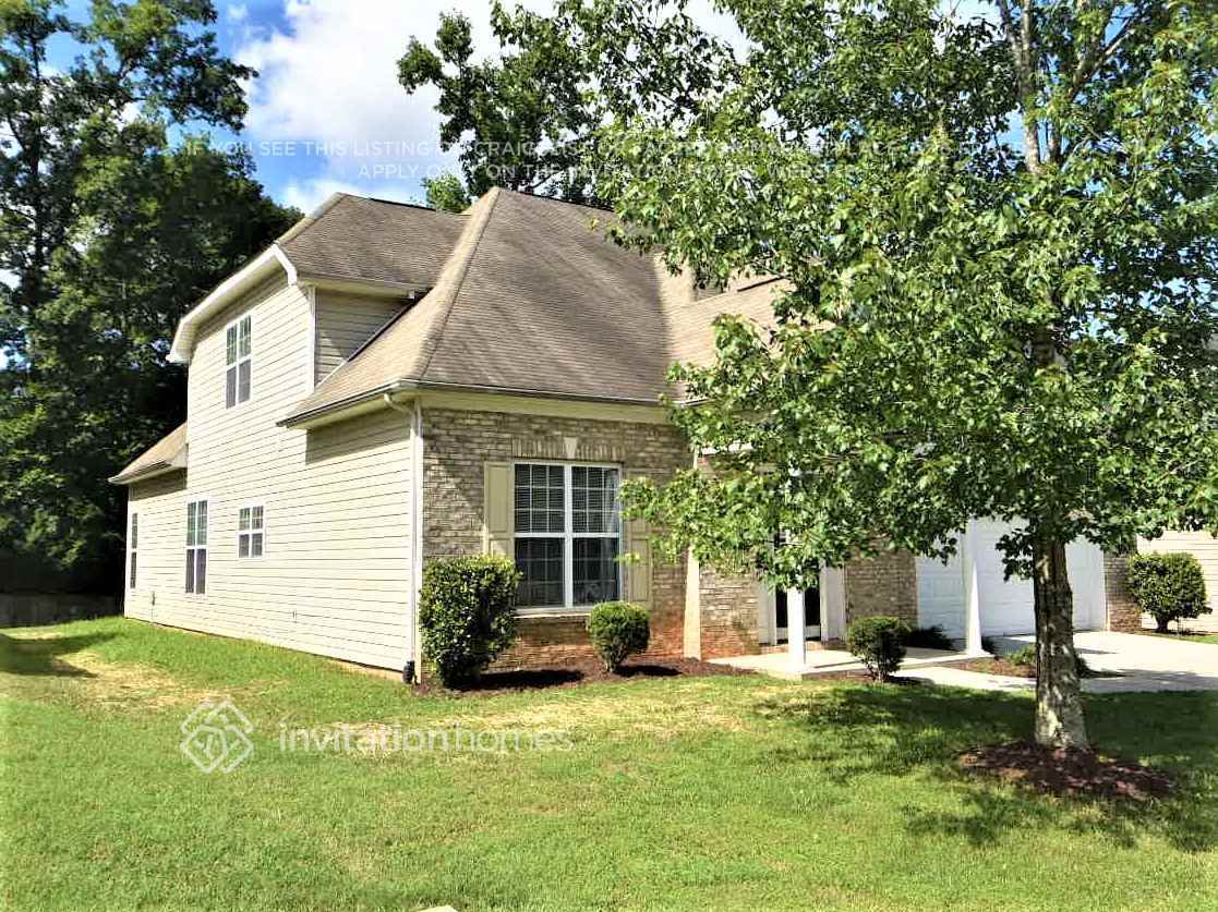 8627 Ridgeline Ln - Photo 2 of 16