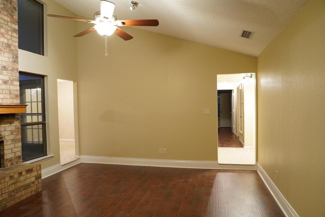 7624 Cedarhill Rd - Photo 2 of 9