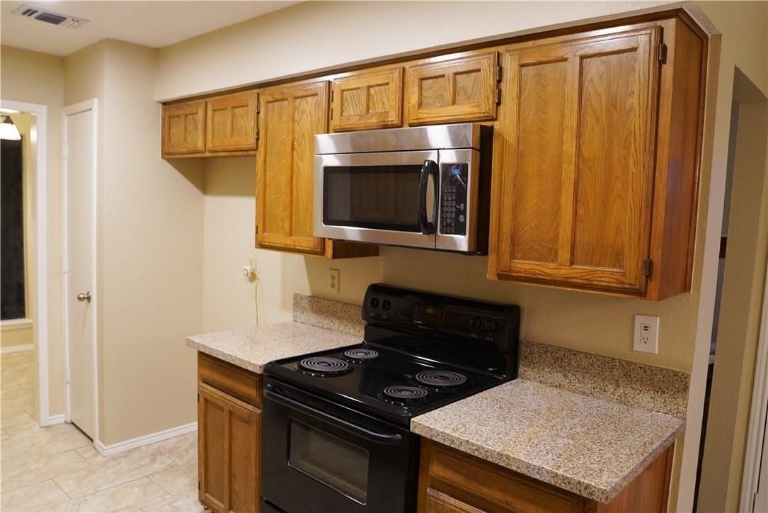 7624 Cedarhill Rd - Photo 4 of 9