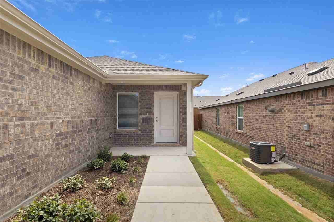 2549 Guineas Ln - Photo 2 of 18