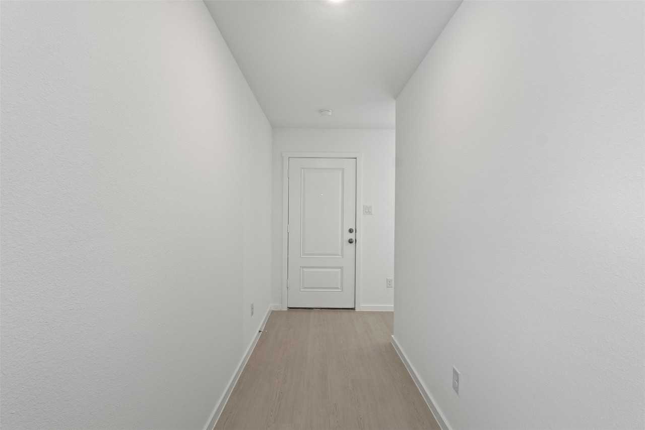 2549 Guineas Ln - Photo 3 of 18