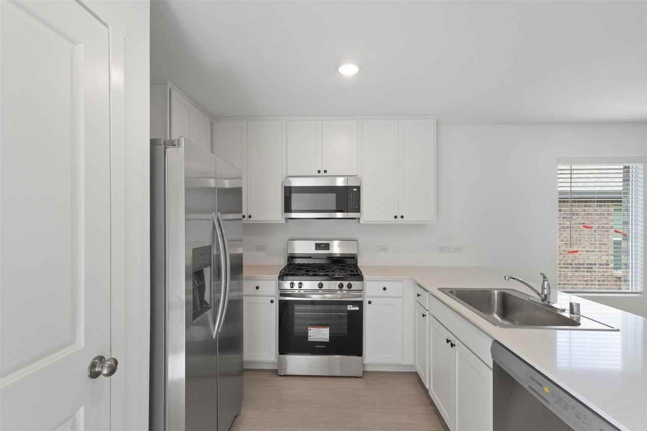 2549 Guineas Ln - Photo 6 of 18