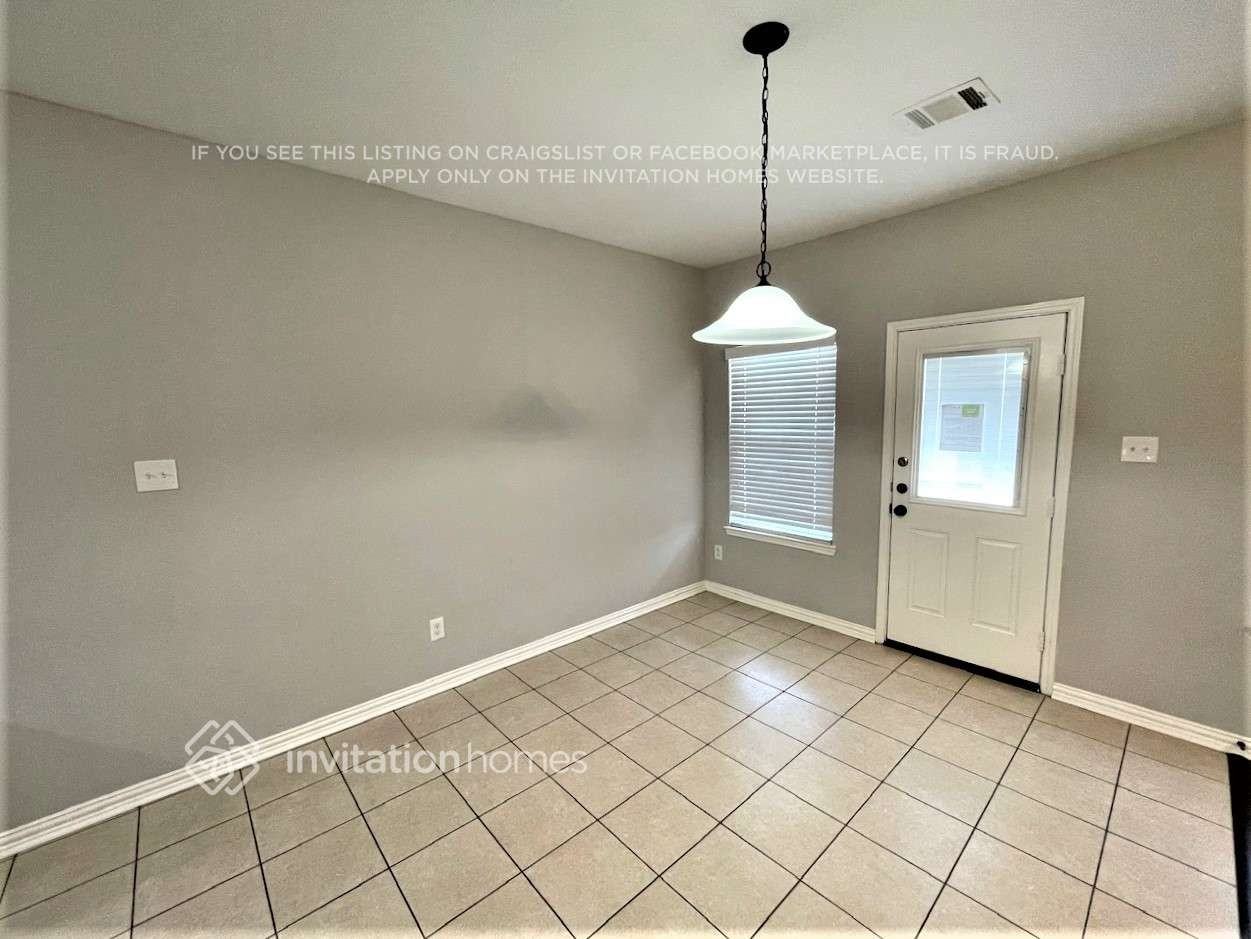 10118 Black Birch Ln - Photo 6 of 16