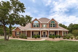 2144 Cross Creek Dr - Photo 1 of 1