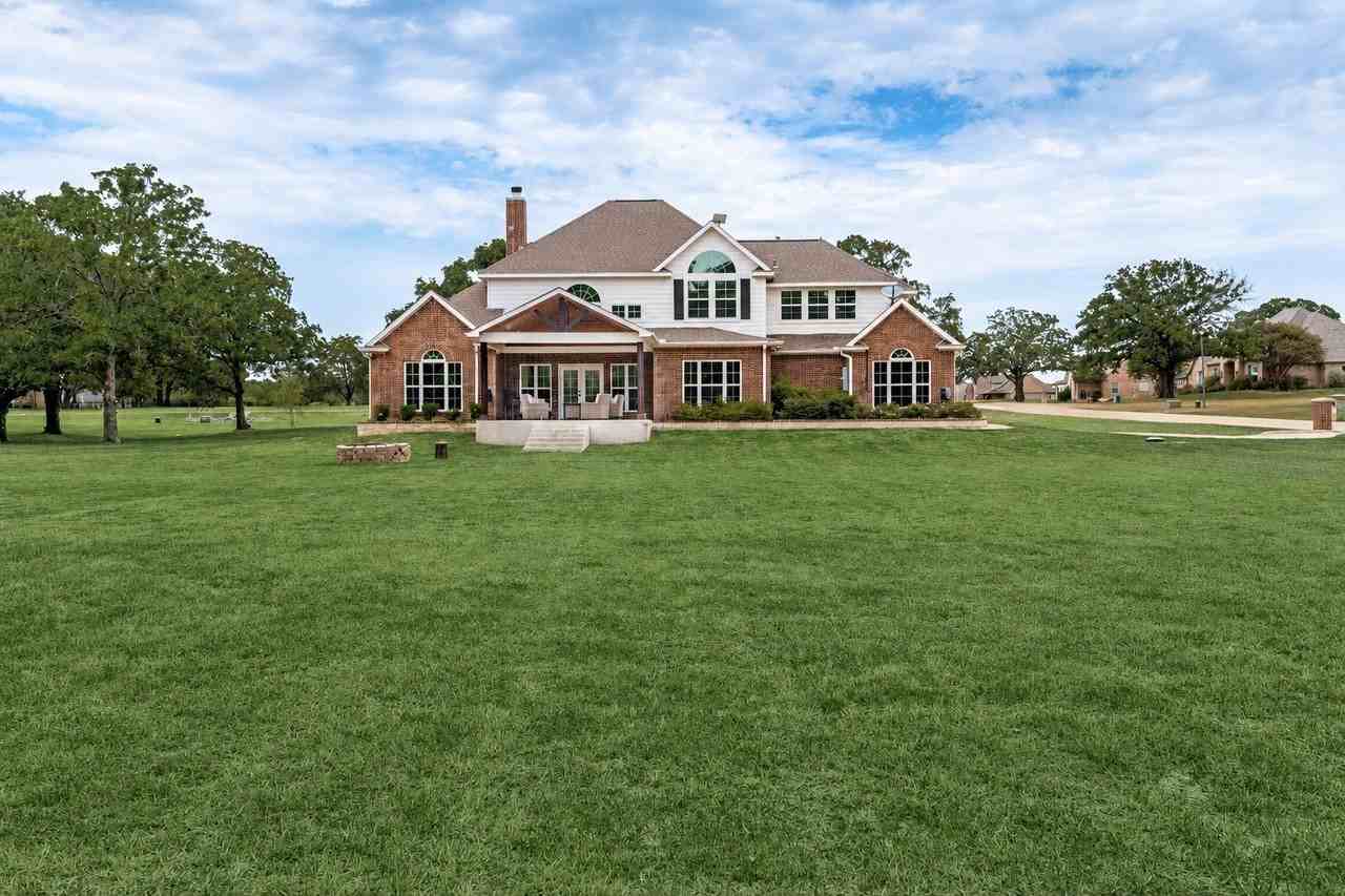 2144 Cross Creek Dr - Photo 4 of 36