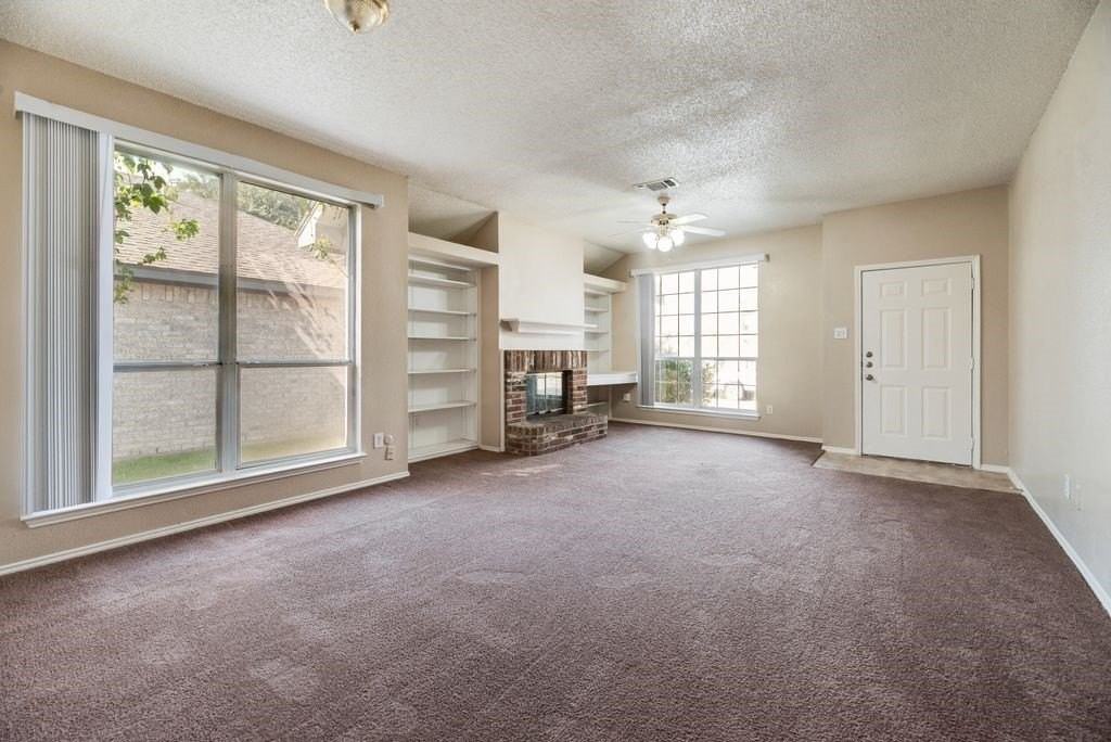2729 Bent Brook Dr - Photo 4 of 16