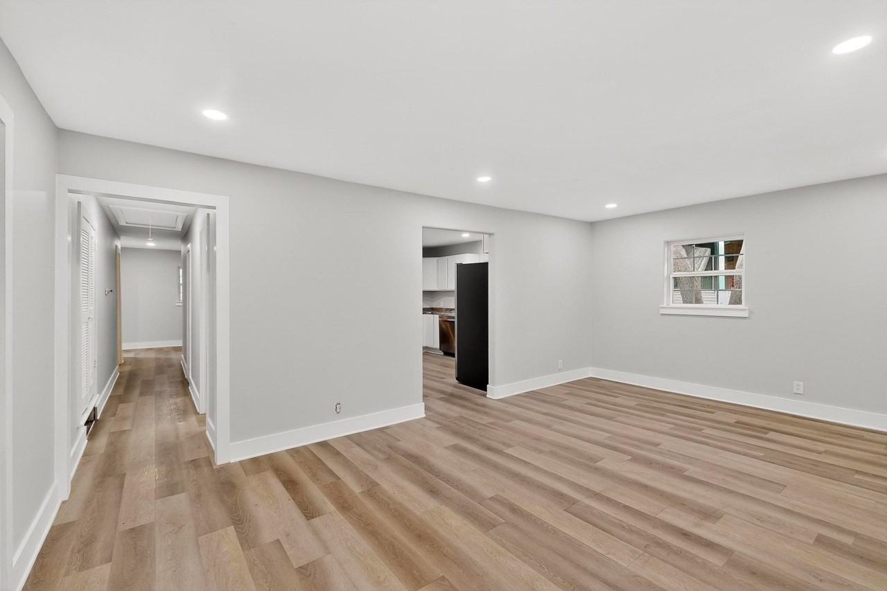 5313 Libbey Ave - Photo 5 of 31