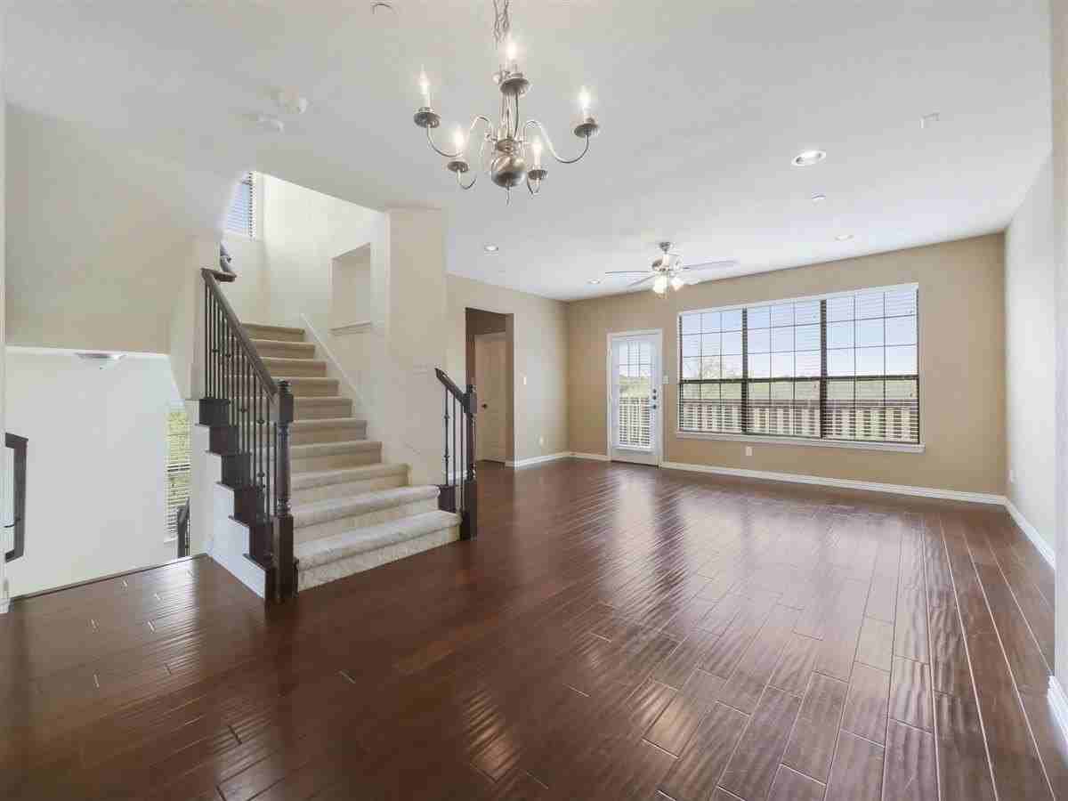 7817 Fox Horn Dr - Photo 2 of 25