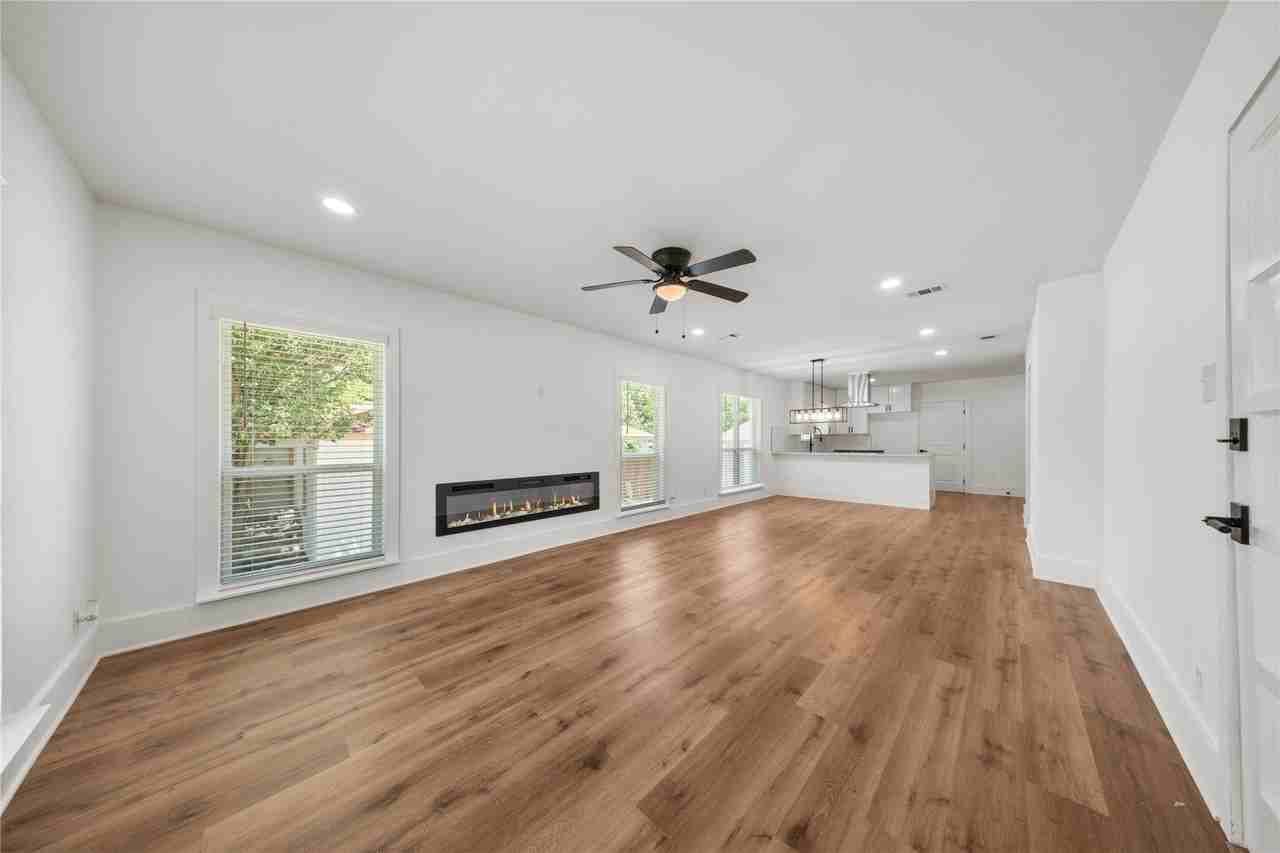 1314 Arborvitae Ave - Photo 4 of 14