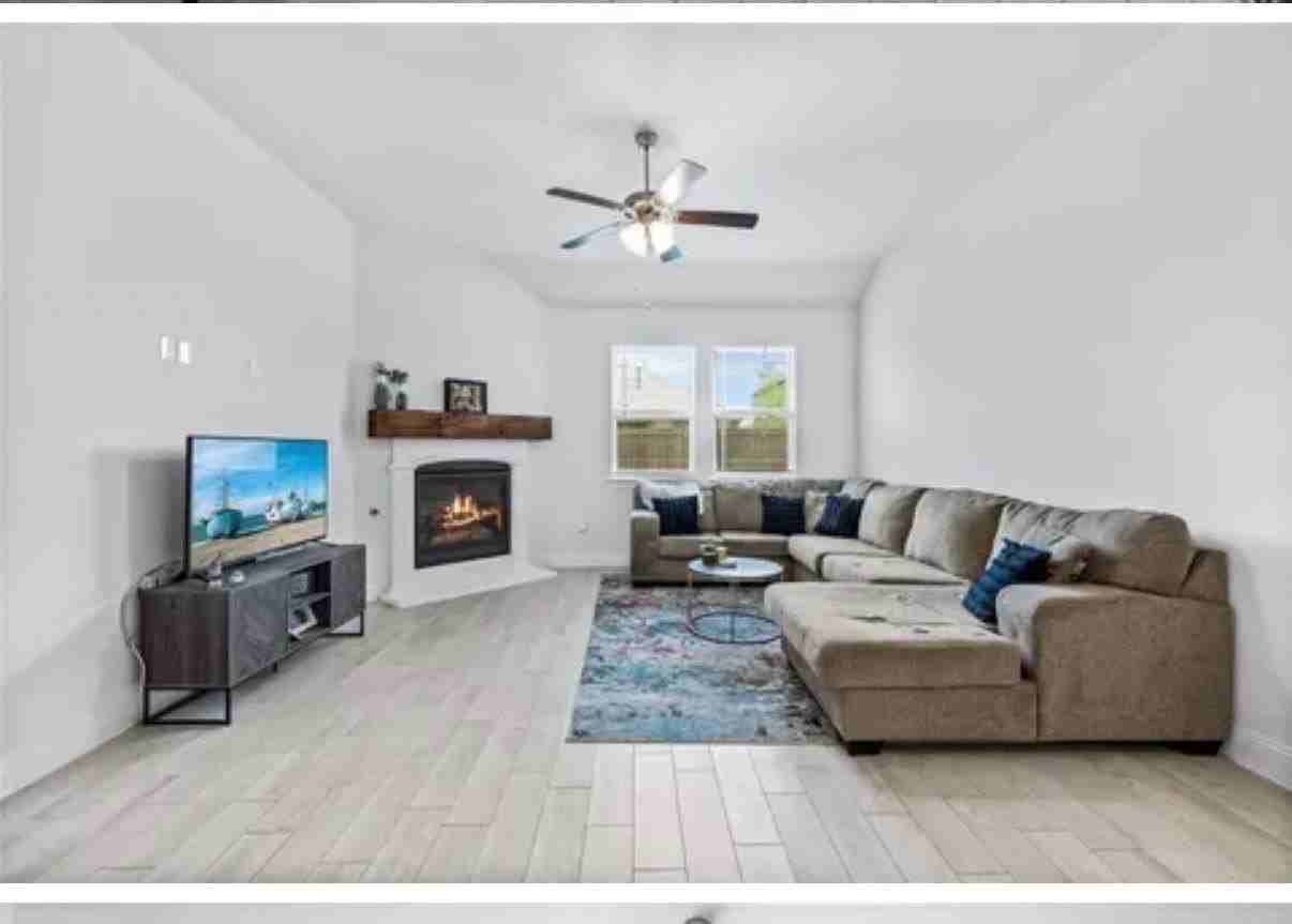 10812 Table Bluff St - Photo 7 of 24