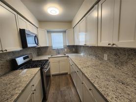 2404 Louise St #4 - Photo 1 of 1