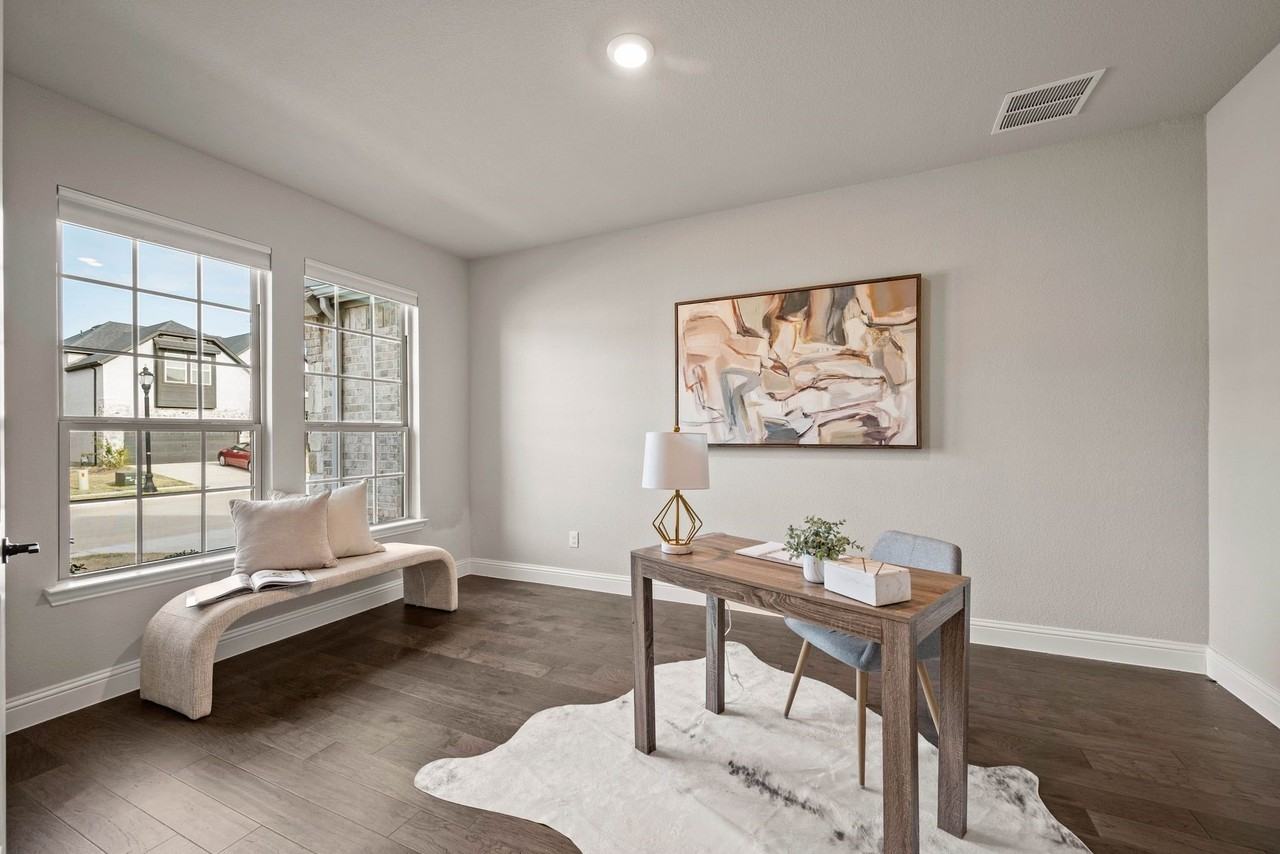 2501 Bedford Rd - Photo 5 of 36